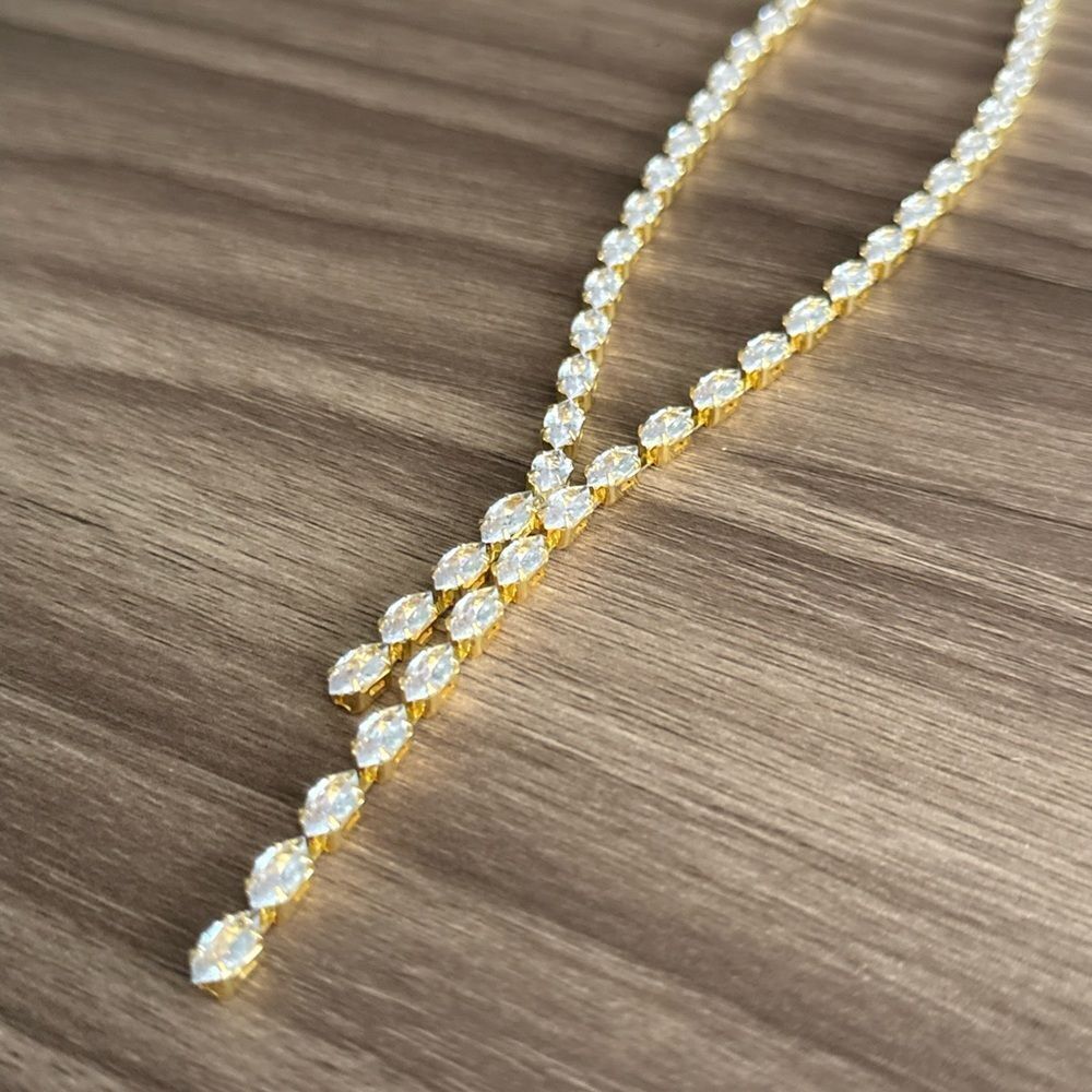 Diamond drop Necklace Q548 - Picture 2 of 6